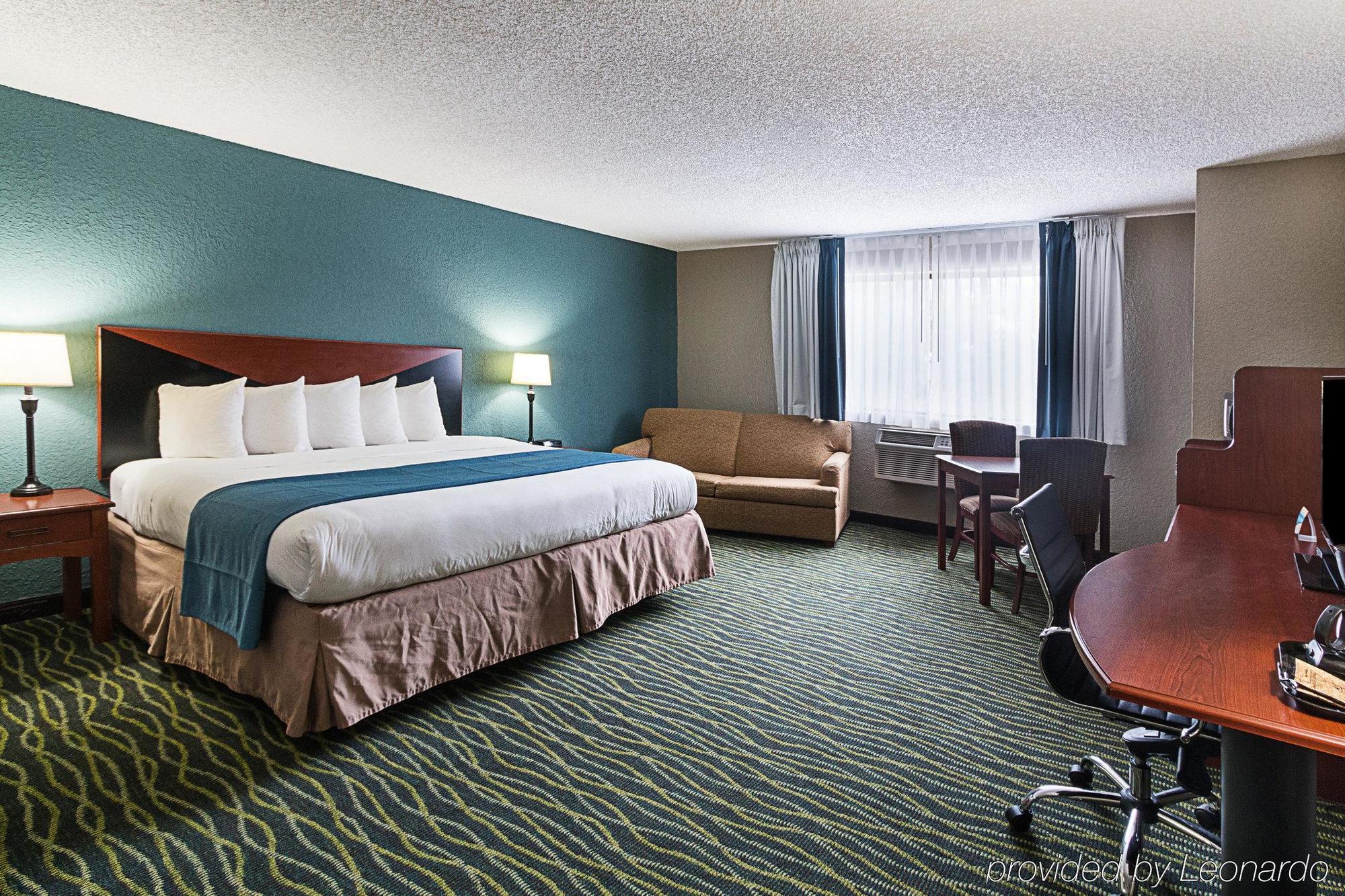 Quality Inn & Suites Leesburg Chain Of Lakes Eksteriør billede